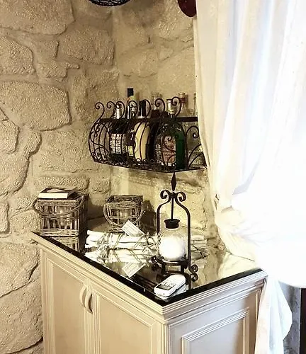 Semesterbostad Oikia I, Luxury Stone House In Elani Siviri